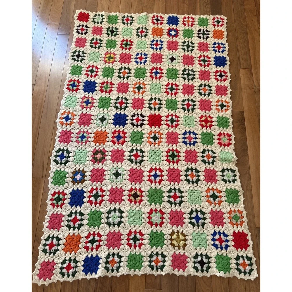 Vintage Handmade Crochet Granny Square Afghan Blanket‎ 40